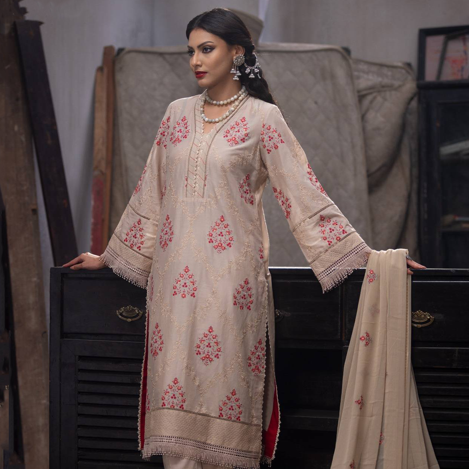 TriTex SHEHZADI Embroidered Lawn with Chiffon | SZ-2506