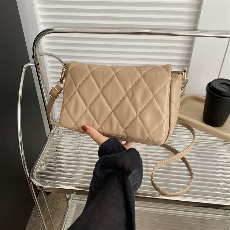 Women's Textured Rhombus Leather Casual Bag