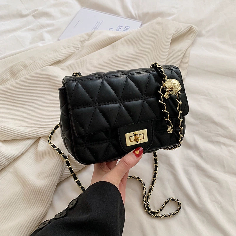 Women's Ringling Chain Shoulder Bag