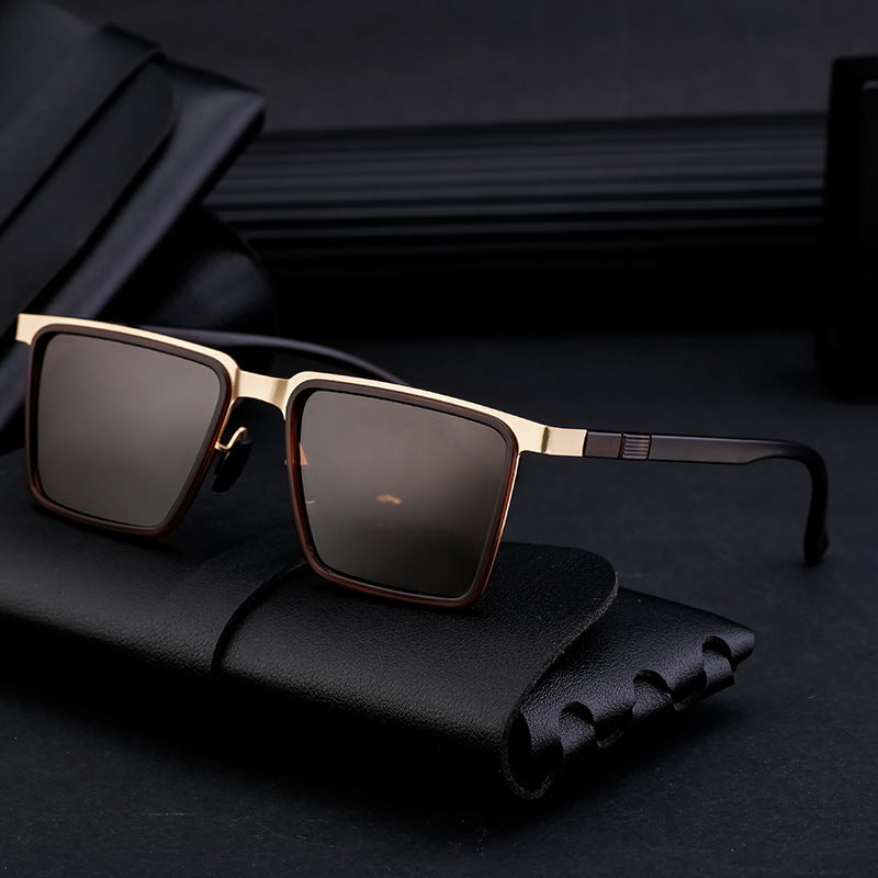 Women's Small Frame Retro Box Sunglasses