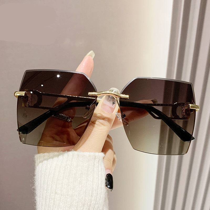 Women's Thin Sunshade Versatile Anti-UV Sunglasses