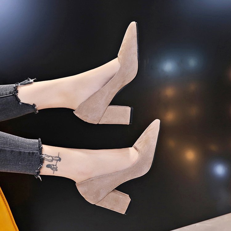 Women's Style Pointed Head Suede Shoes