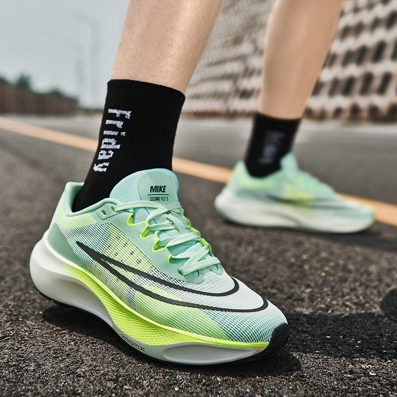 Men's Lightweight & Breathable Running Shoes
