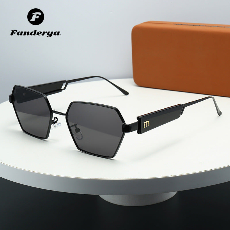 Women's Retro Metal Polygonal Personalized Concave Sunglasses