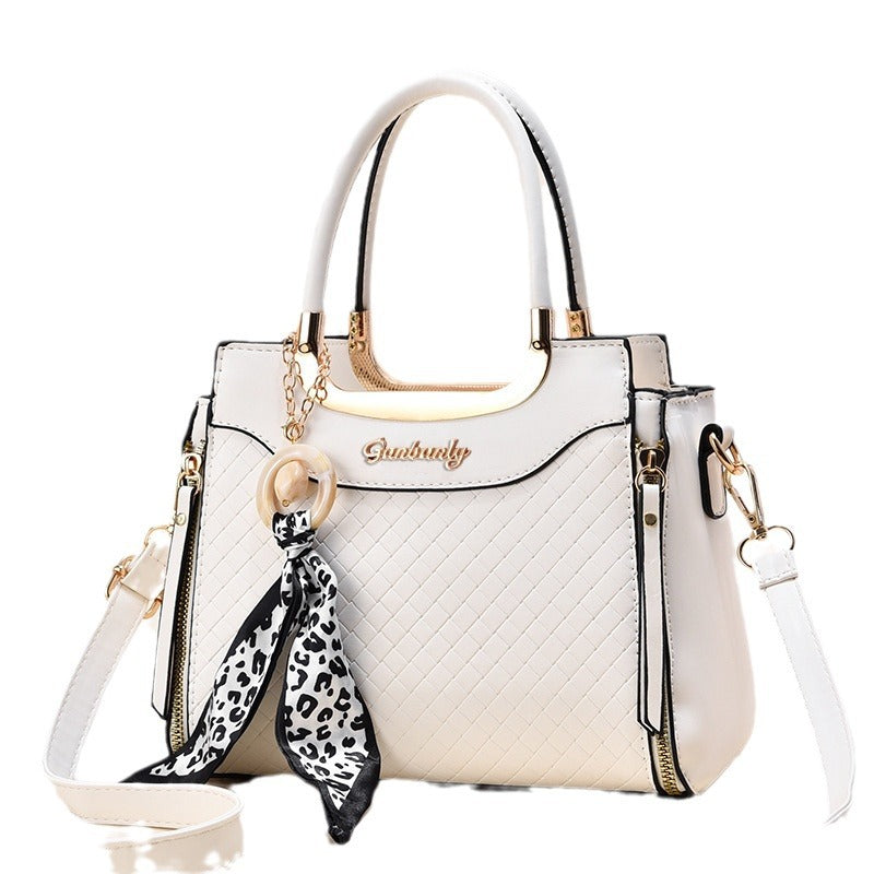 Women's Simple Fashion Texture Single Shoulder Bag