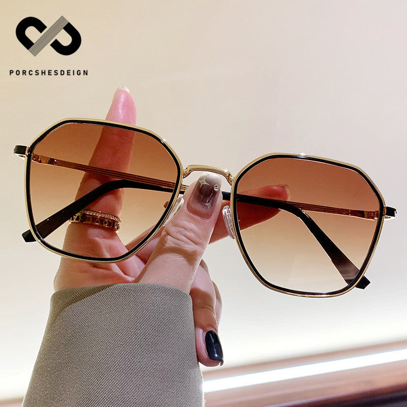 Women's Metal Artifact UV Protection Fashion Sunglasses