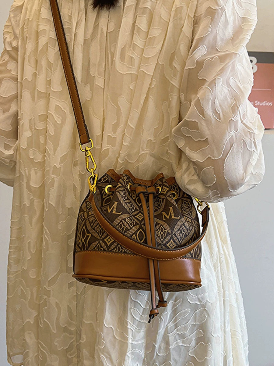 Women's Retro Fashion Bucket Style Bag