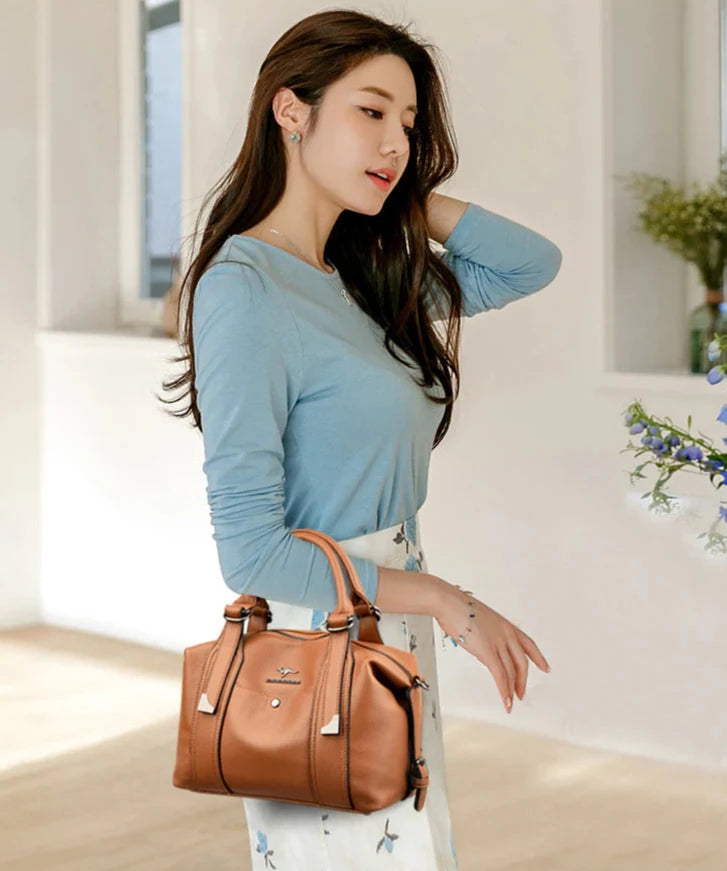Women's Leather Large Capacity Shoulder Bag
