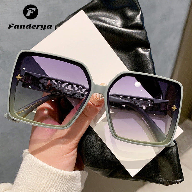 Women's Large Frame UV Protection Trendy Sunglasses