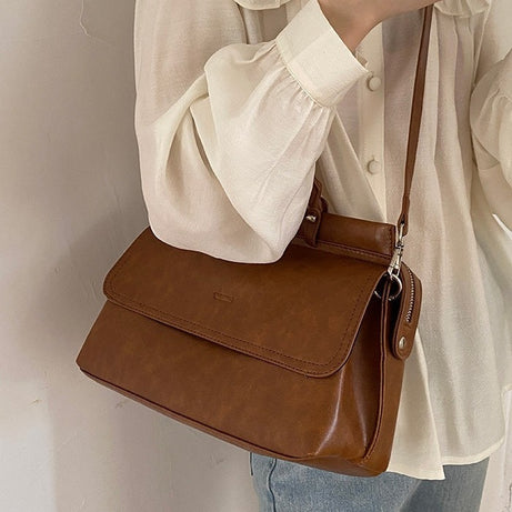 Women's Leather Retro Large Capacity Trendy Bag