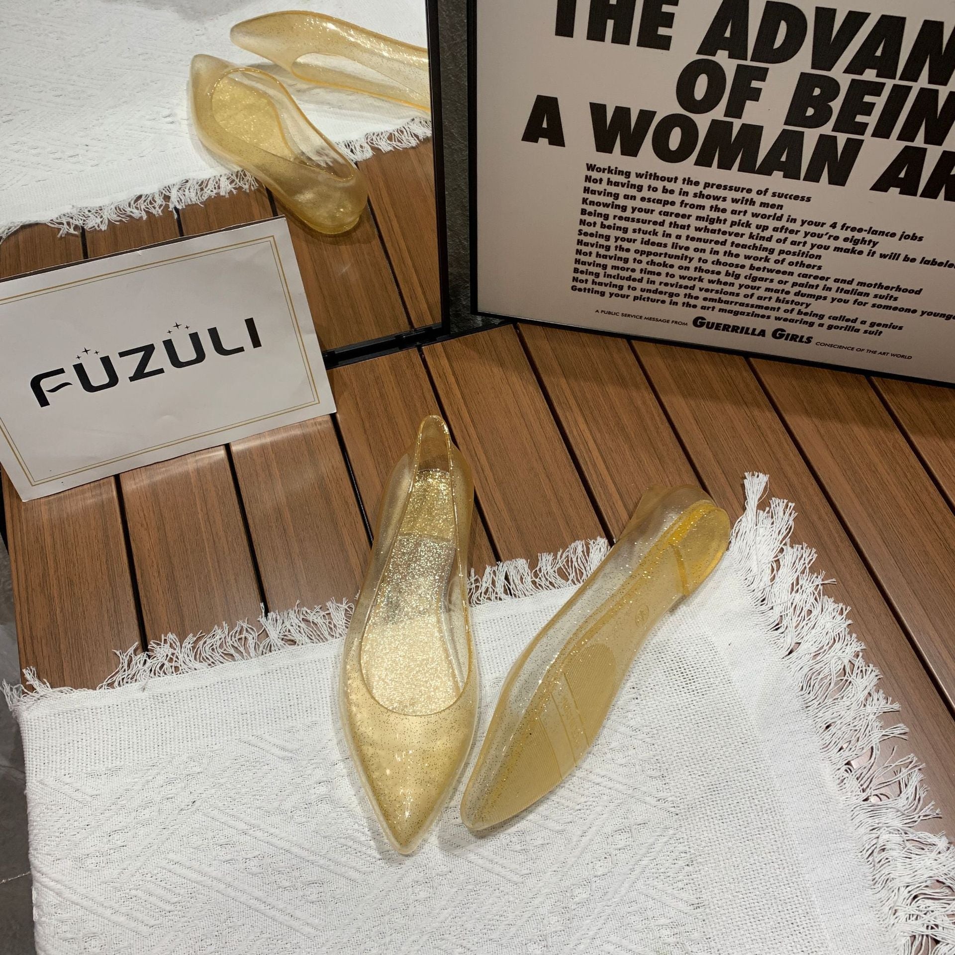 Women's Bottom Color Dot Crystal Shoes