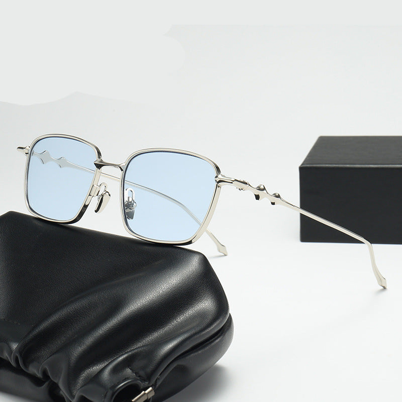 Women's Summer Fashion Personalized Sunglasses