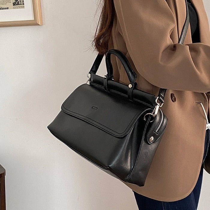 Women's Leather Retro Large Capacity Trendy Bag