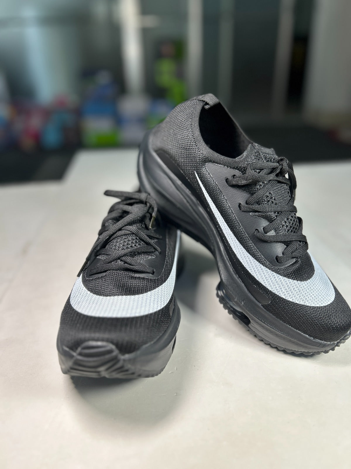 Men's Mesh shoes Breathable Sneakers (In Stock)