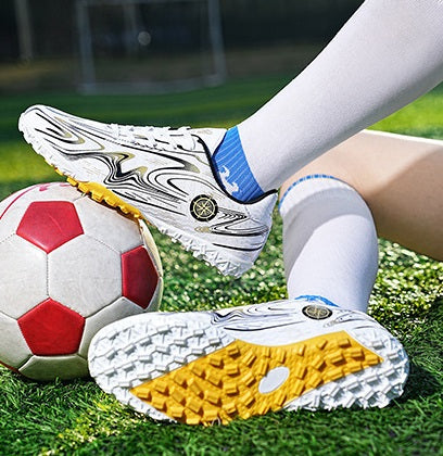 Men's Outdoor Football Broken Nails Shoes