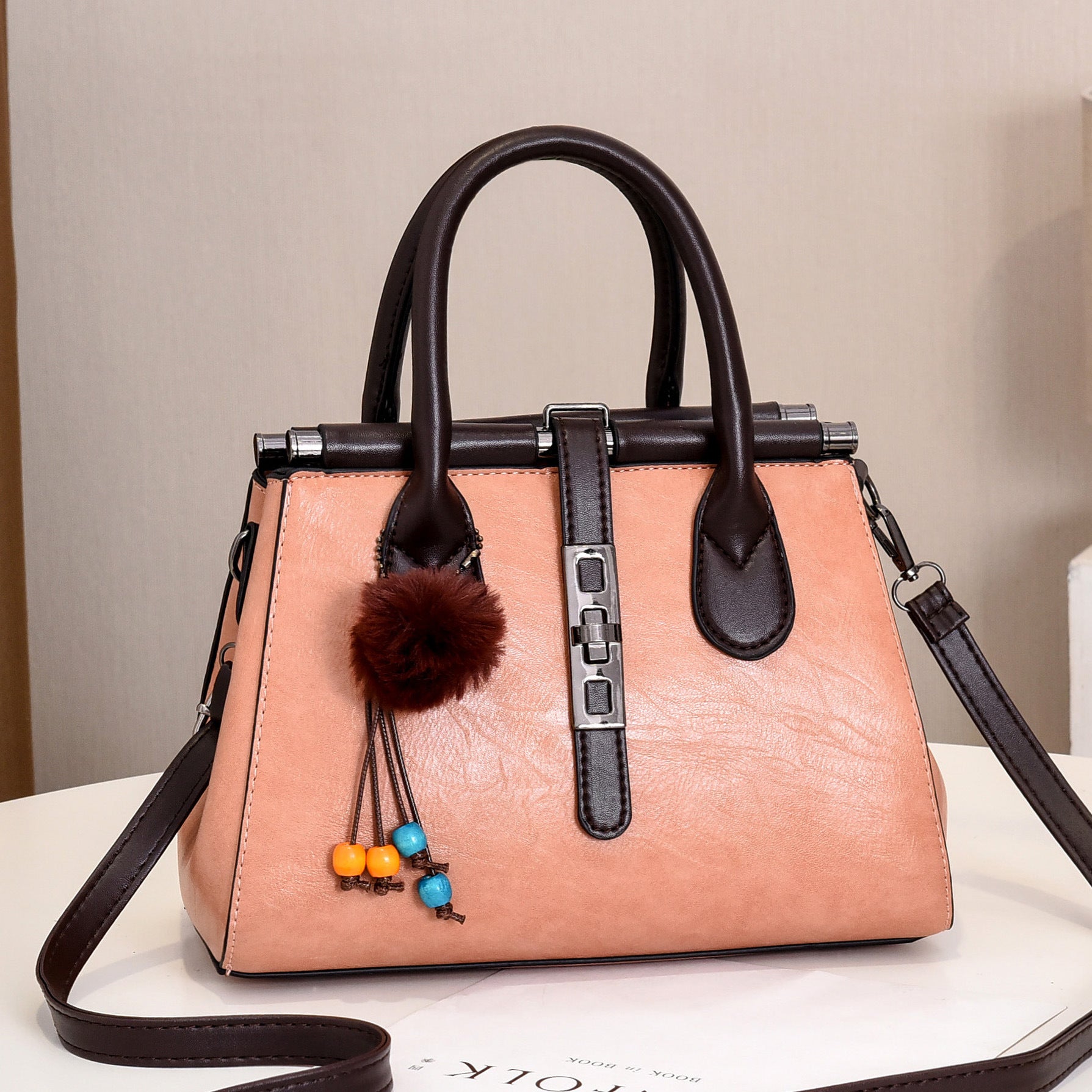 Women's Elegant Fashion Large Capacity Shoulder Bag