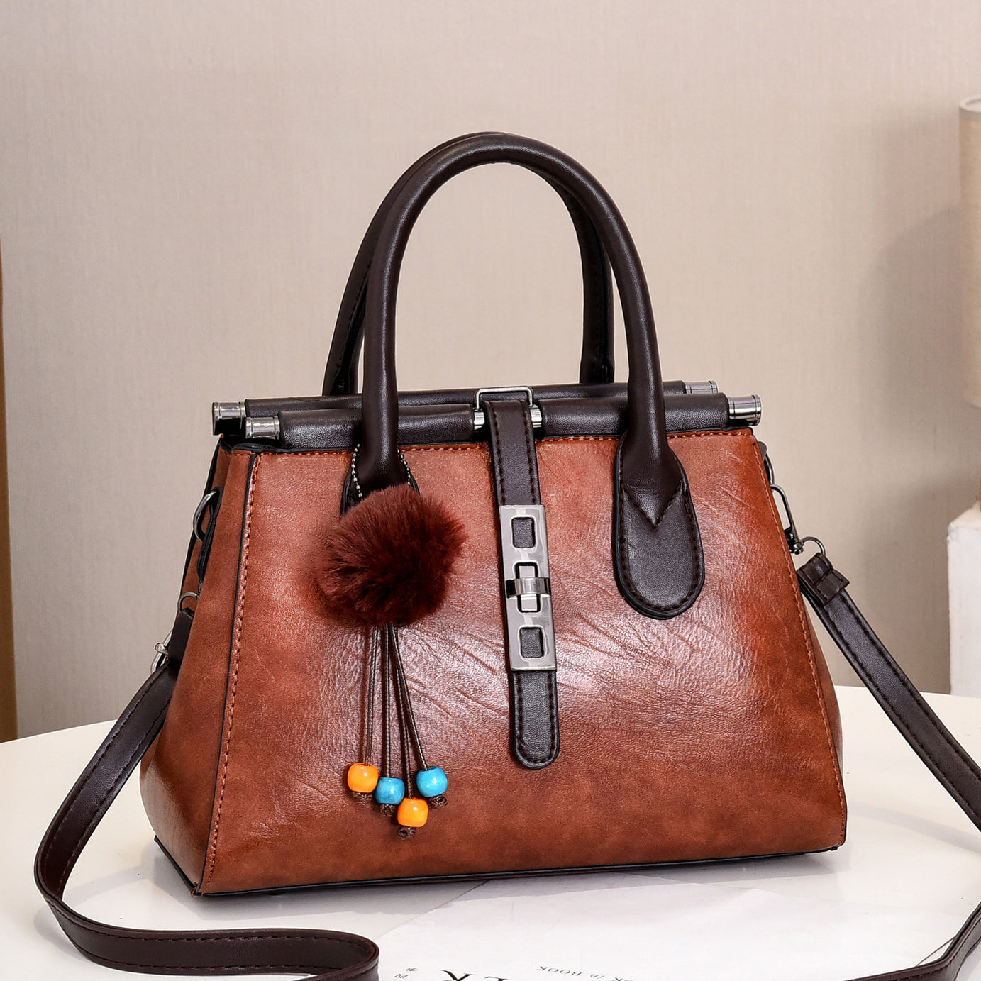 Women's Elegant Fashion Large Capacity Shoulder Bag