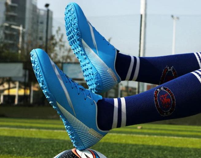 Men's Gamon Leather Low-Top Football Turf Sports Shoes