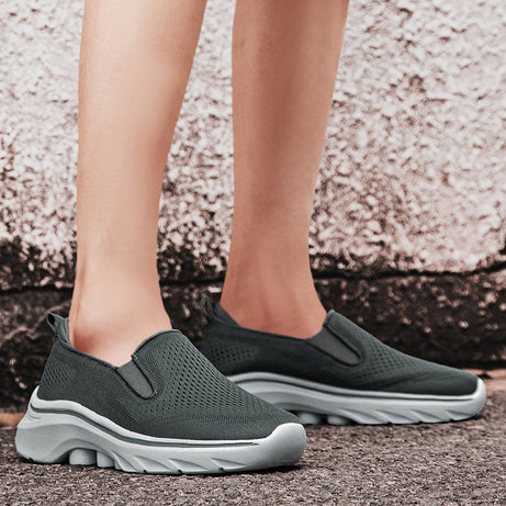 Men's Fly-Woven Breathable Casual Shoes