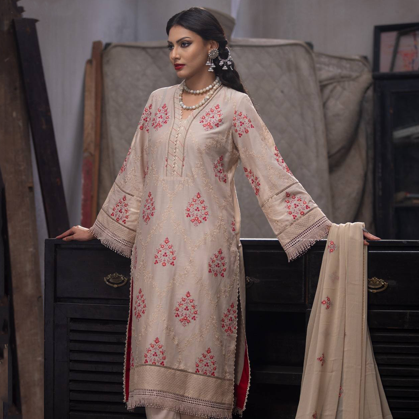 TriTex SHEHZADI Embroidered Lawn with Chiffon | SZ-2506