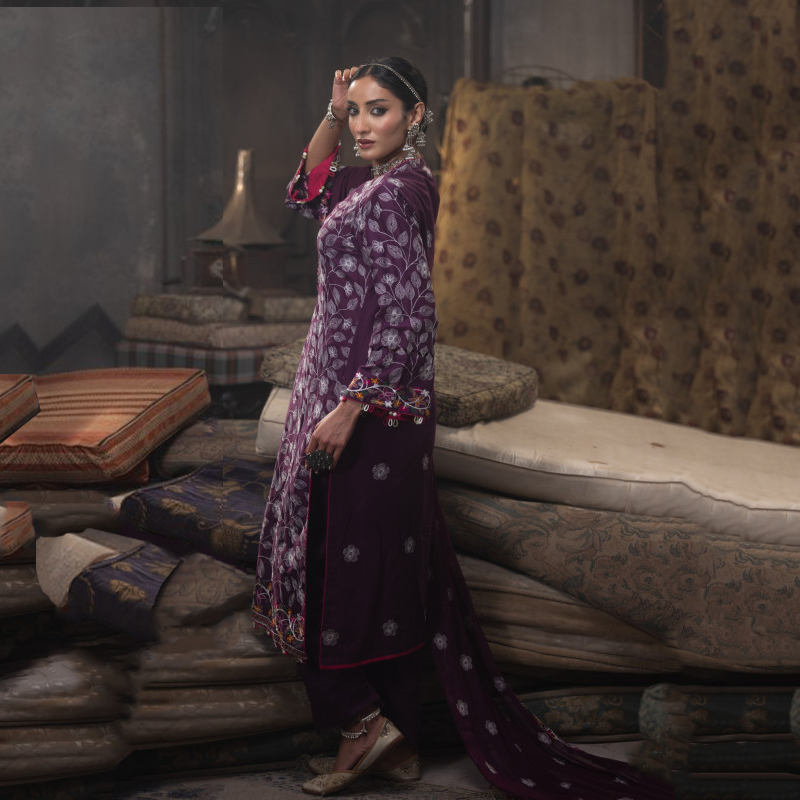 TriTex SHEHZADI Embroidered Lawn with Chiffon | SZ-2516