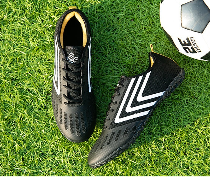 Men's Football Mesh Breathable Sports Shoes