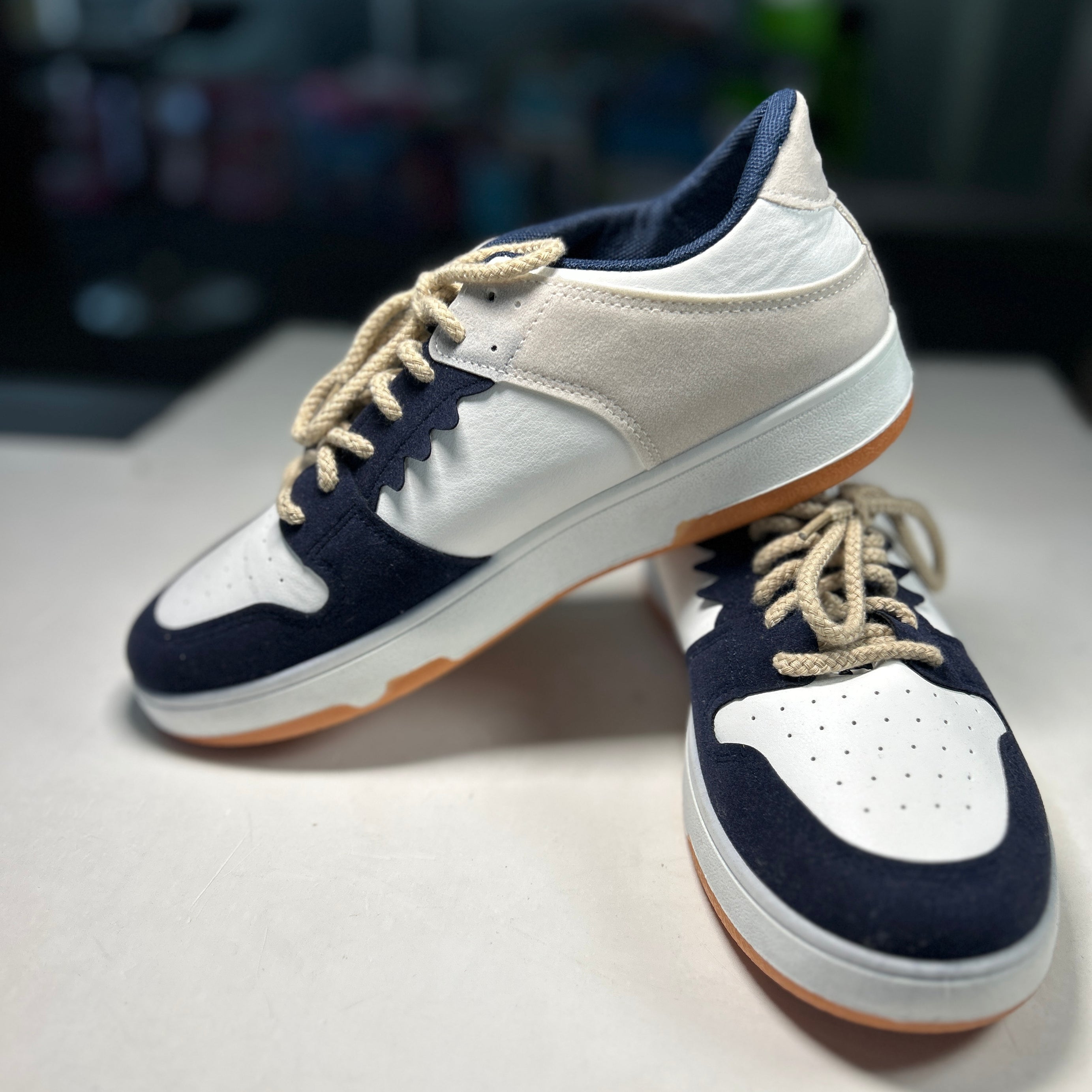 Men's Classic Trendy Lightweight Casual Sneakers (In Stock)