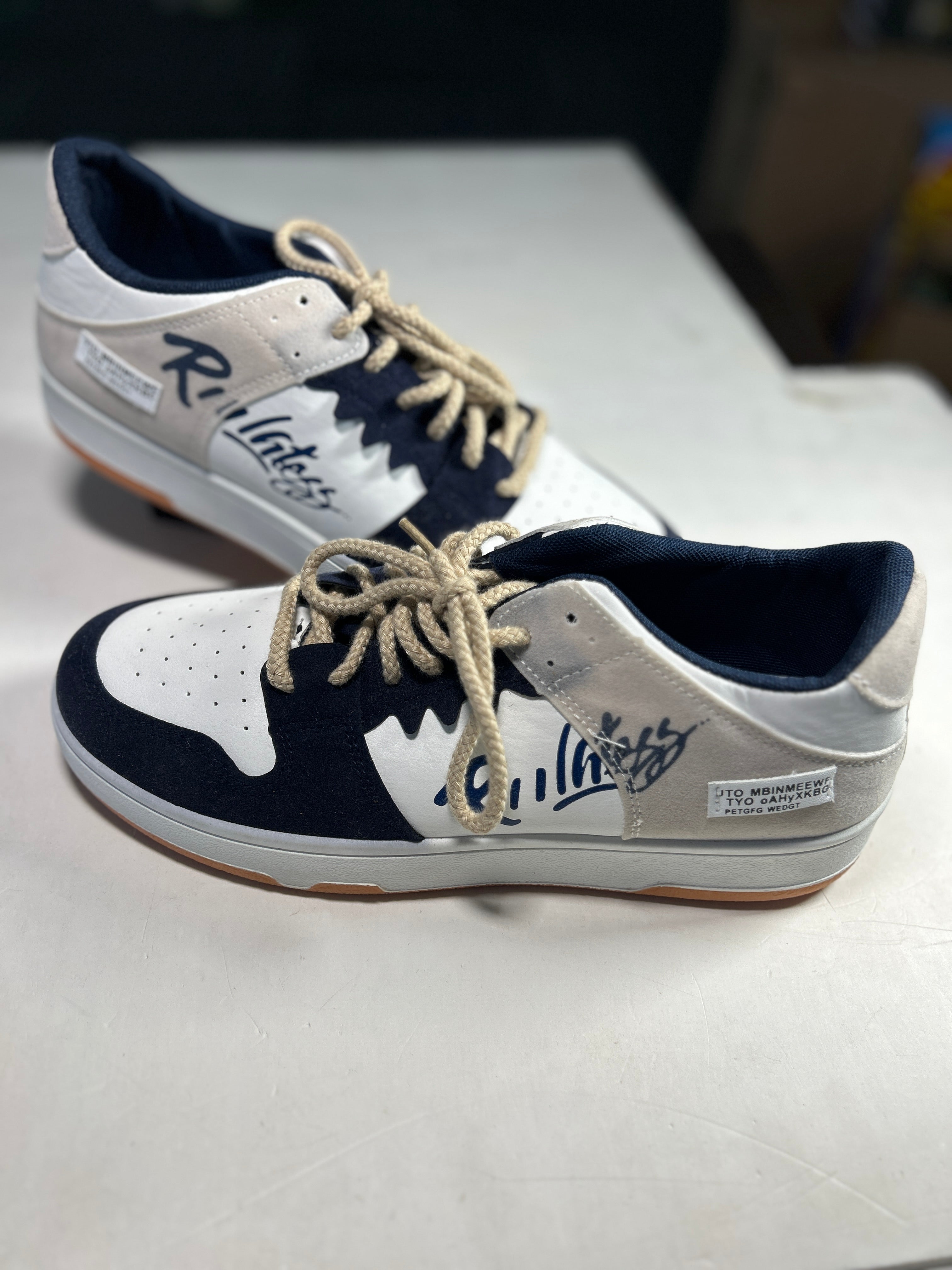 Men's Classic Trendy Lightweight Casual Sneakers (In Stock)