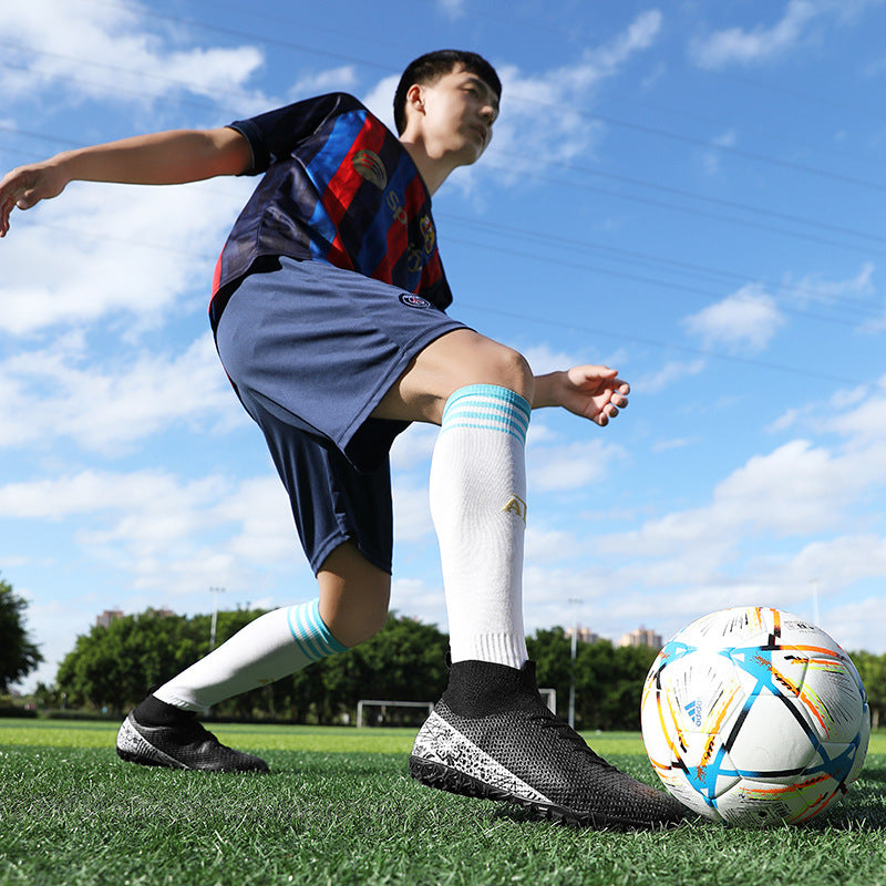 Men's Breathable Sports Football Lightweight Shoes