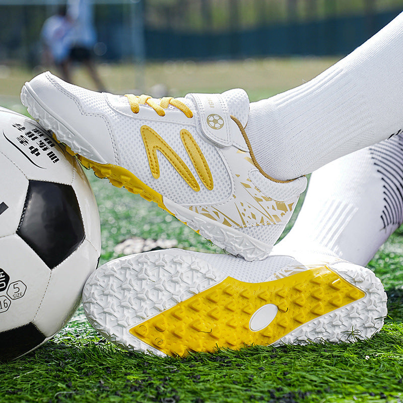 Boys's Football Mesh Breathable Broken Nails Shoes