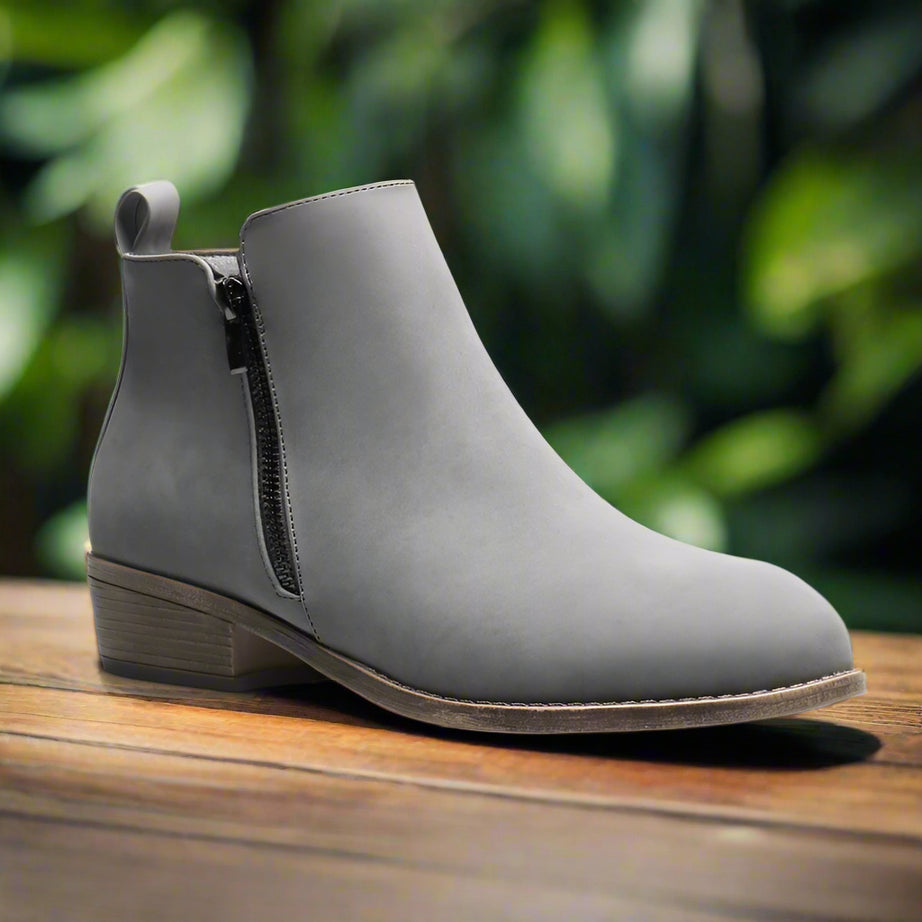Men's Leather Low Heel Side Zipper Chelsea Boots