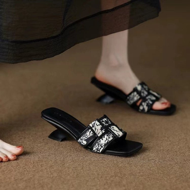 Women's Chunky Heel Slip-On Fashion Slippers