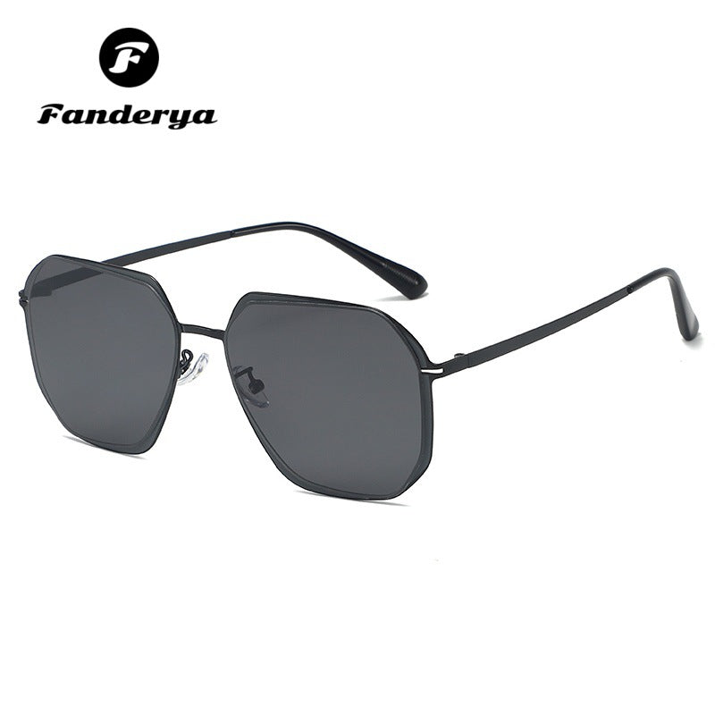 Women's High-end Sunshade Anti-ultraviolet Trendy Sunglasses