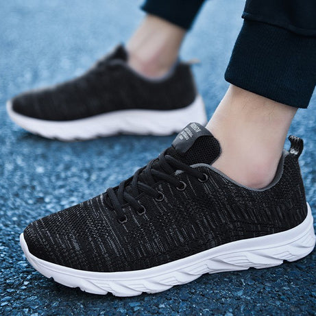 Men's Breathable Flying Running Shoes