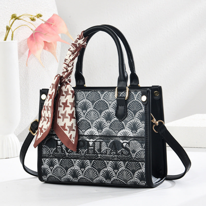 Women's Fashion Embroidery Handbag Large-Capacity Bag