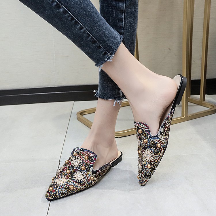 Women's Flat Shoes Rivets Shiny Pointed Half Slippers