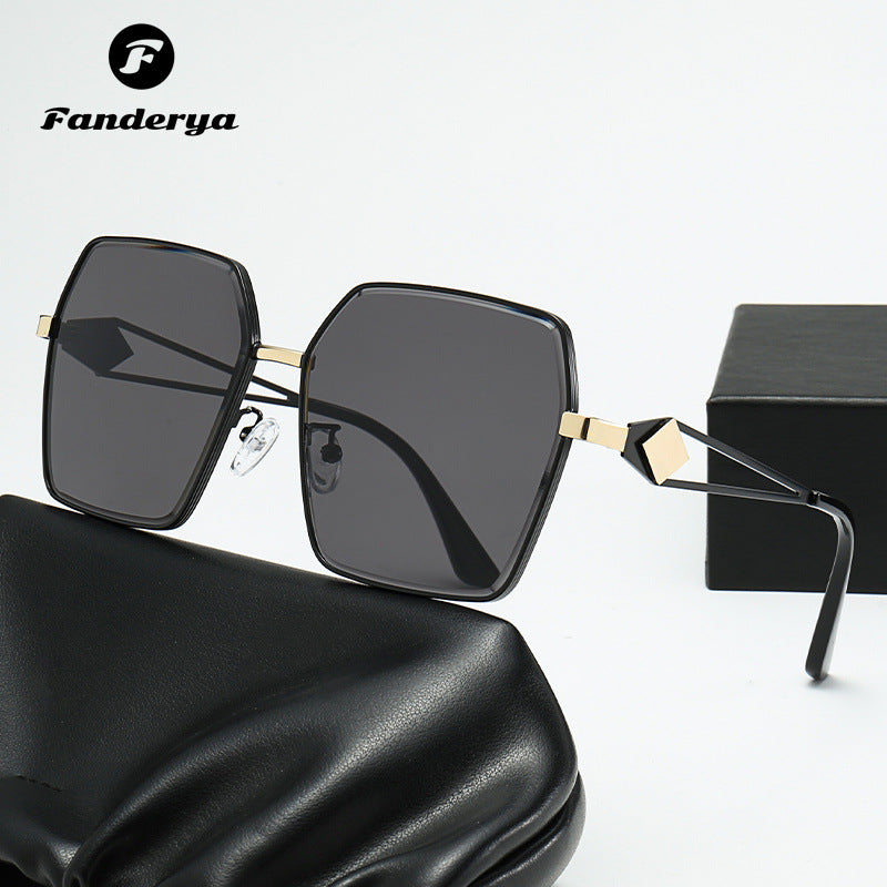 Women's Large Frame UV Protection Sunglasses