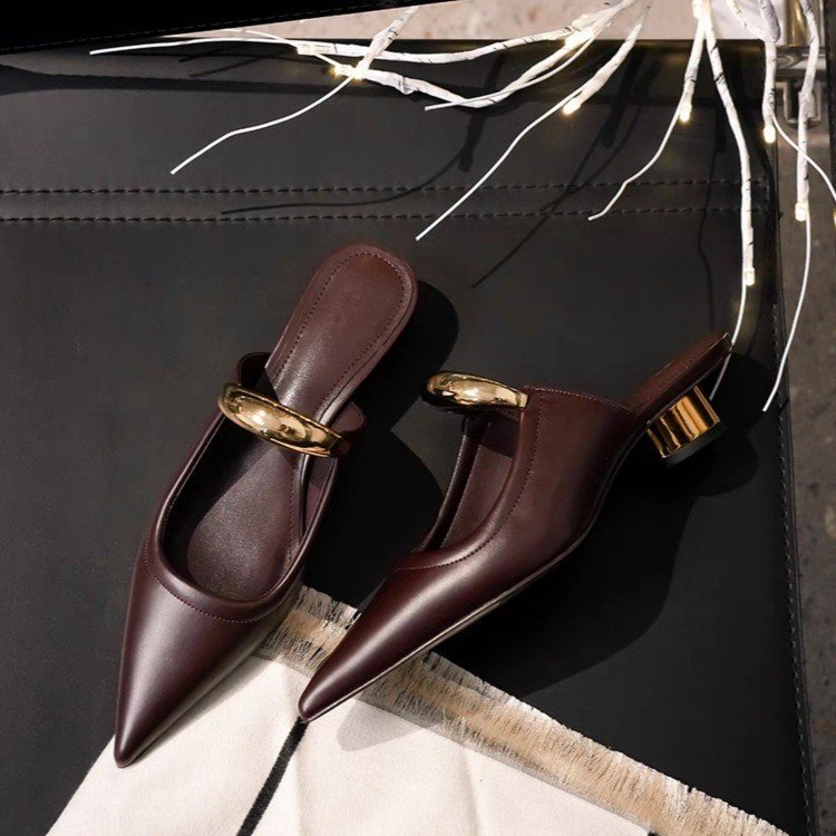 Women's Simple Pointed Müller Slippers (In Stock)