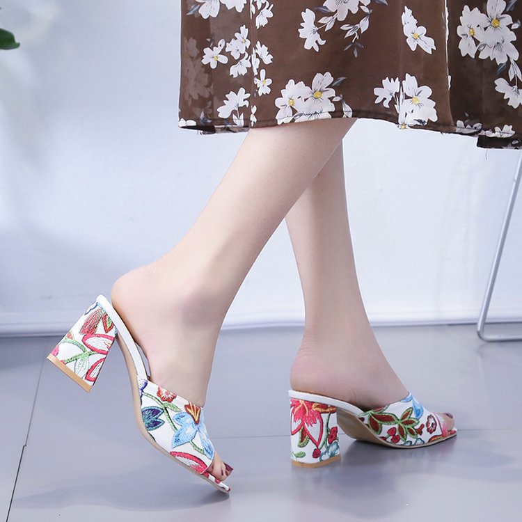 Women's High-heel Fashion Flower Slippers