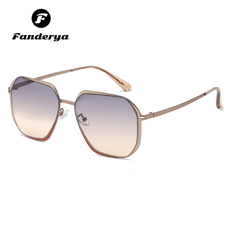 Women's High-end Sunshade Anti-ultraviolet Trendy Sunglasses