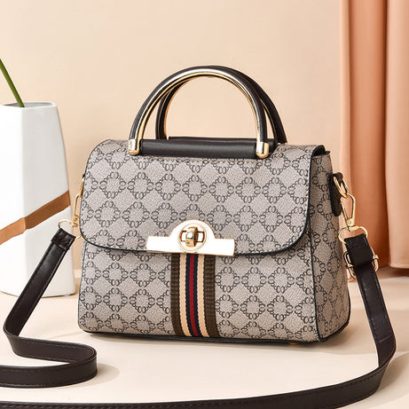 Women's Fashion Handbag Large Capacity Retro Shoulder Bag