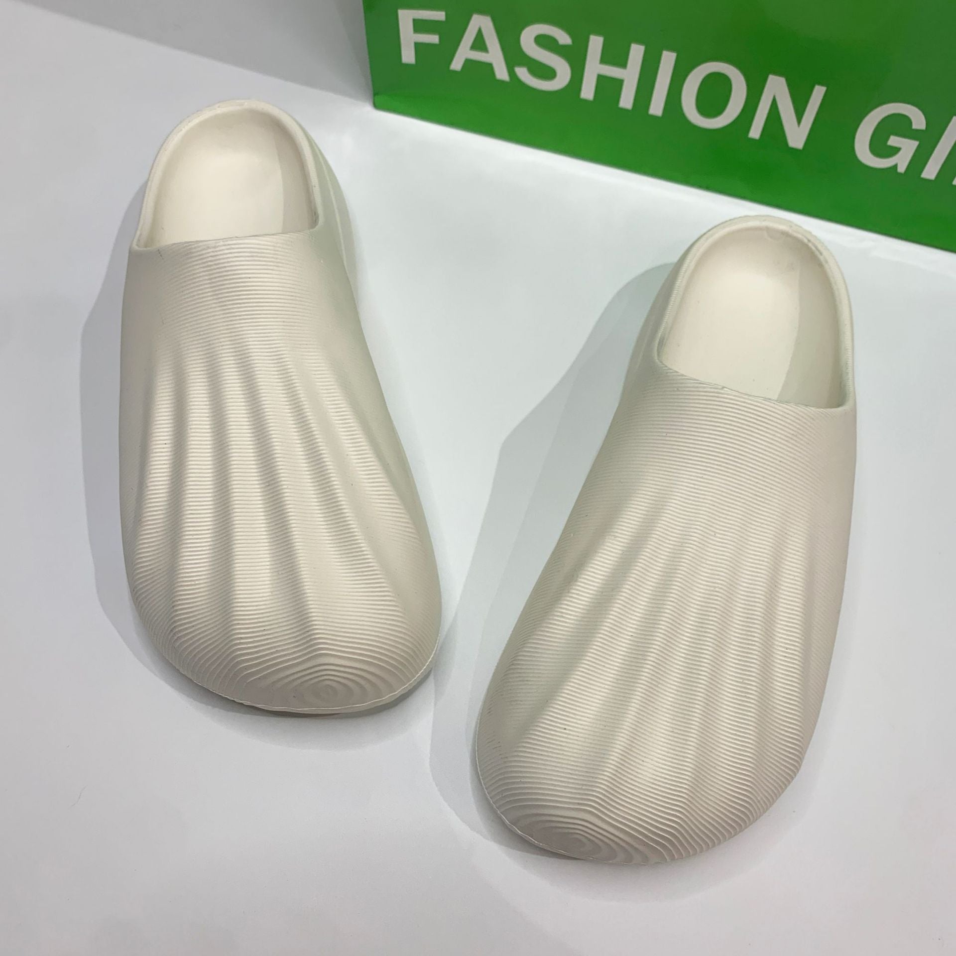 Women's Casual Fashion Thick Bottom Slippers