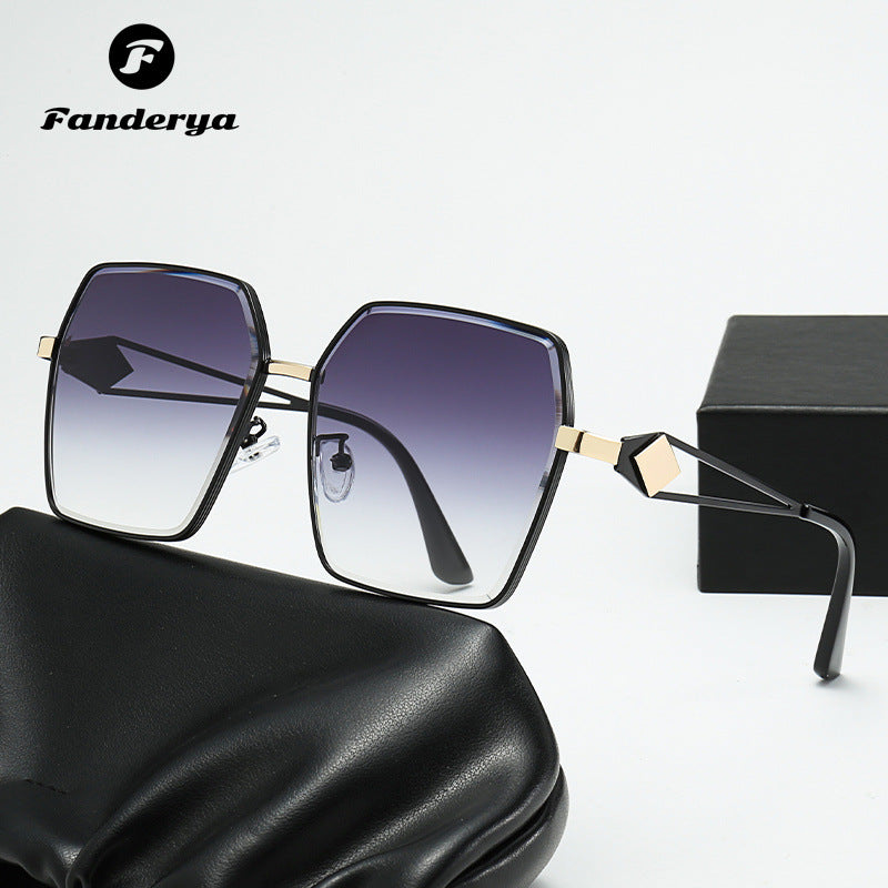 Women's Large Frame UV Protection Sunglasses