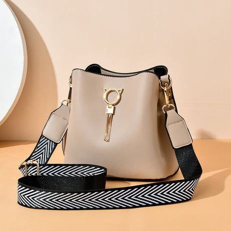 Women's Large-Capacity Trendy Elegant Shoulder Bag