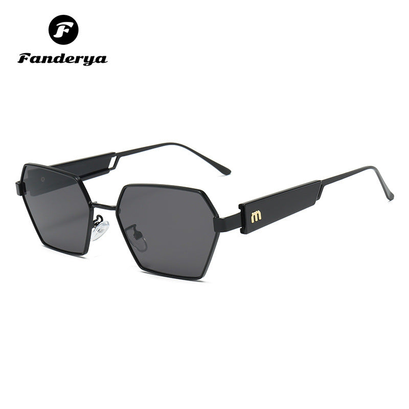 Women's Retro Metal Polygonal Personalized Concave Sunglasses