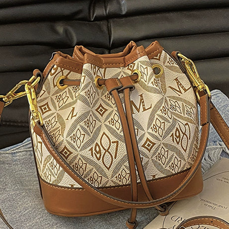 Women's Retro Fashion Bucket Style Bag
