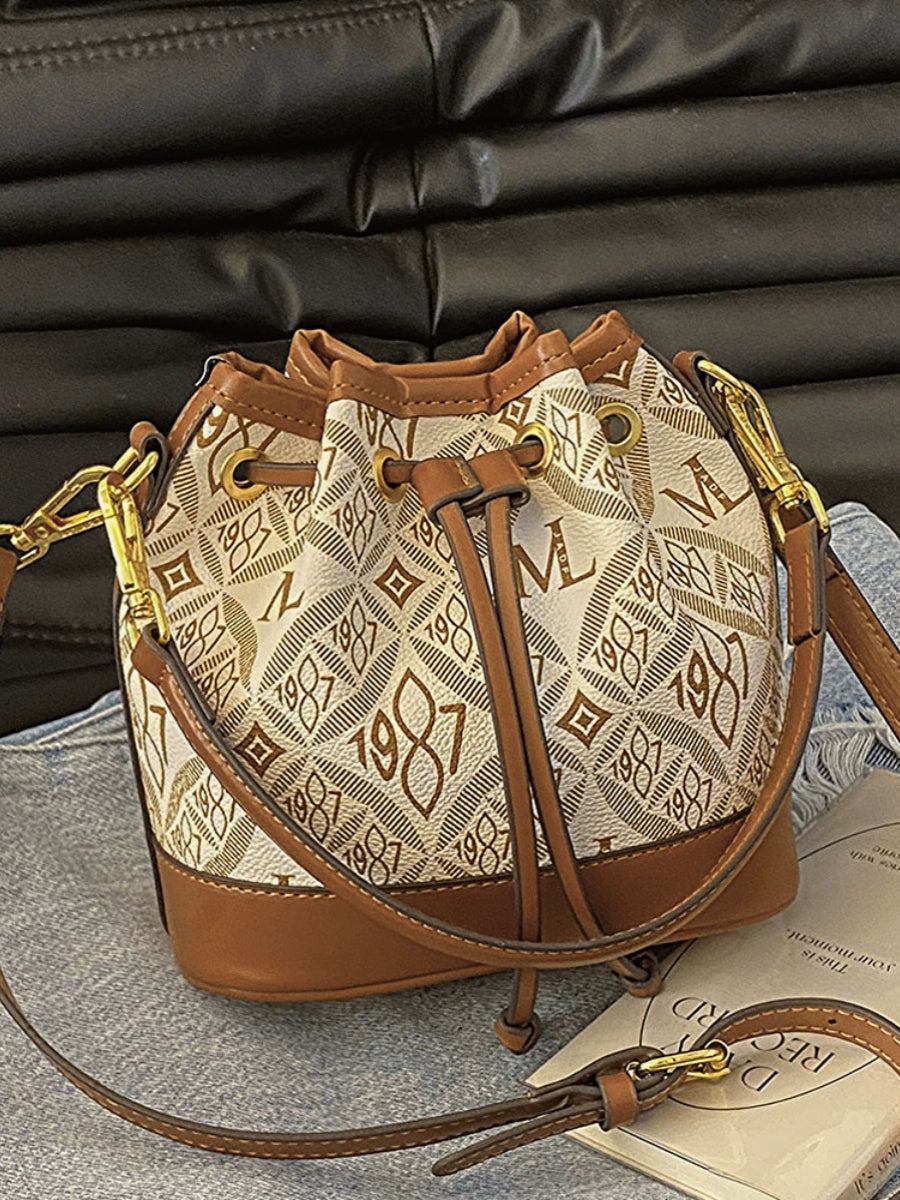 Women's Retro Fashion Bucket Style Bag