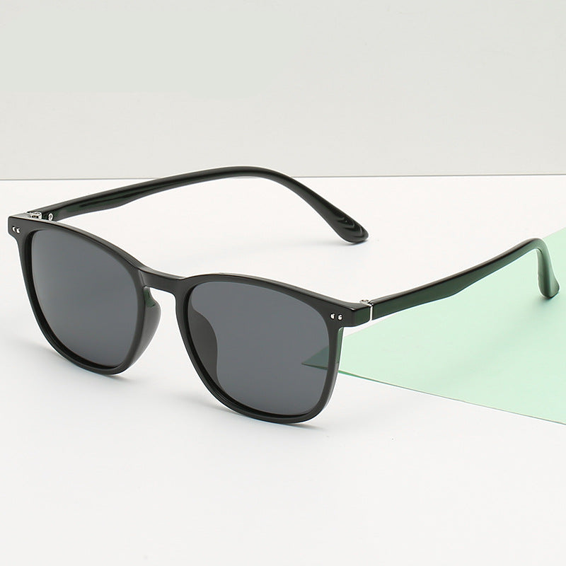 Men's Small Frame Trendy Sunglasses