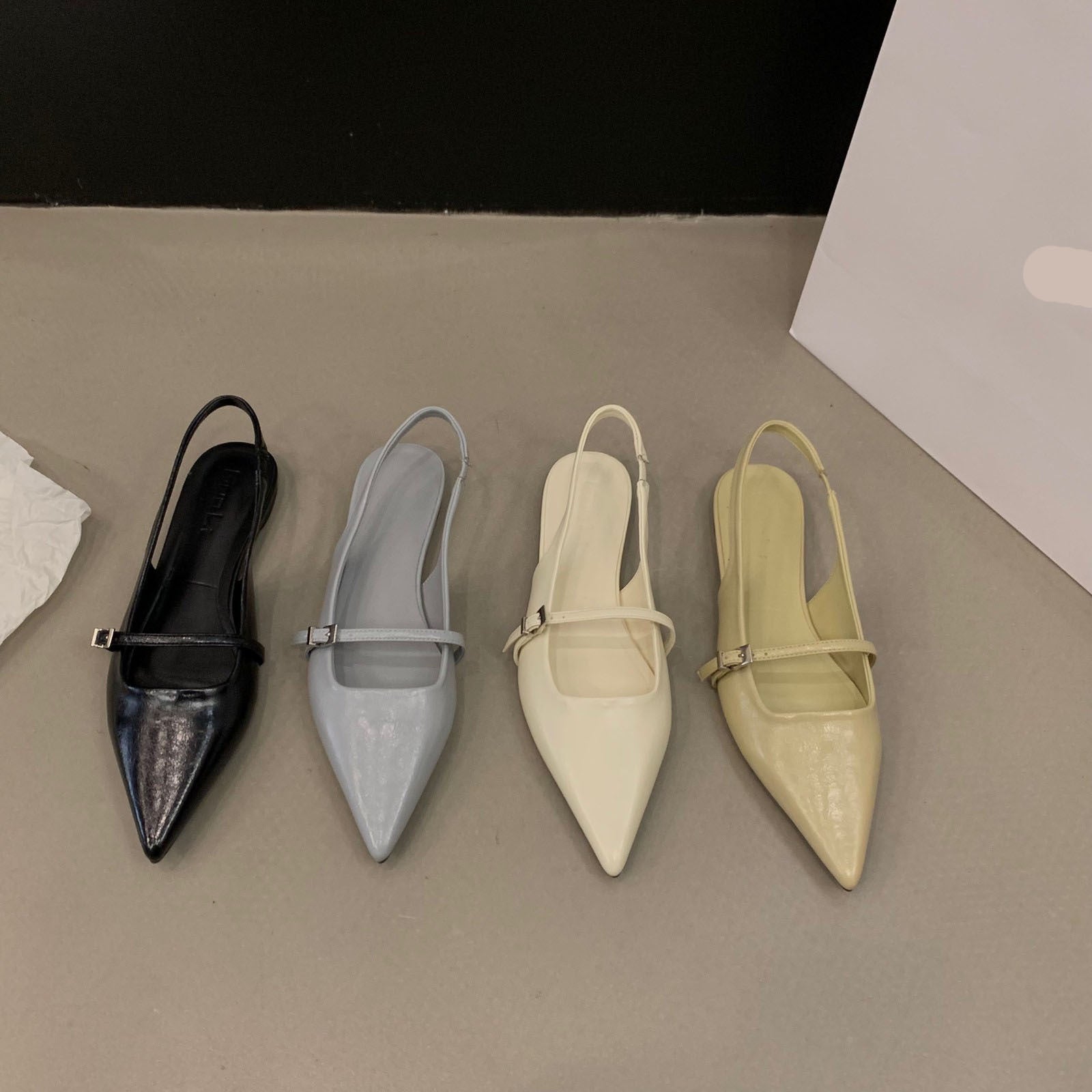 Women's Flat Bottom Pointed Summer Sandals