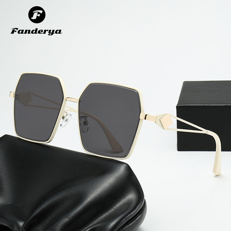 Women's Large Frame UV Protection Sunglasses